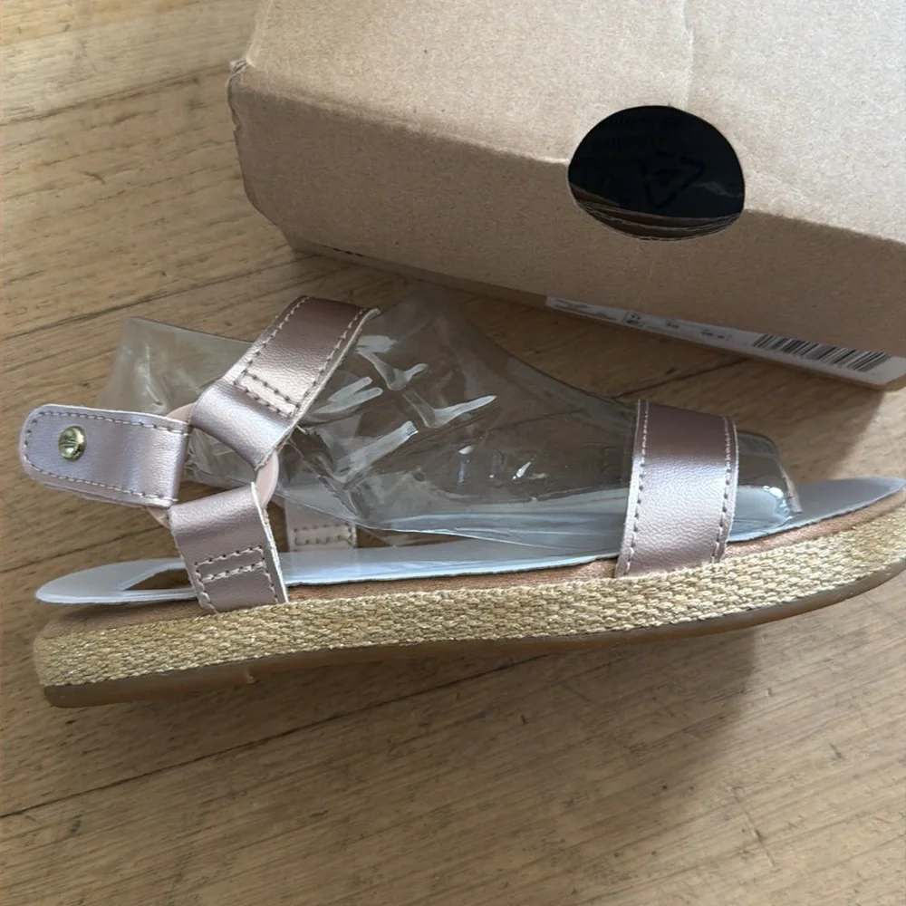 UGG new box